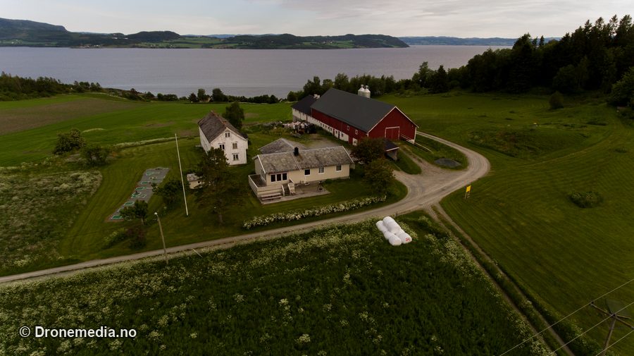 Moksnes Ytre 3 – dronefoto